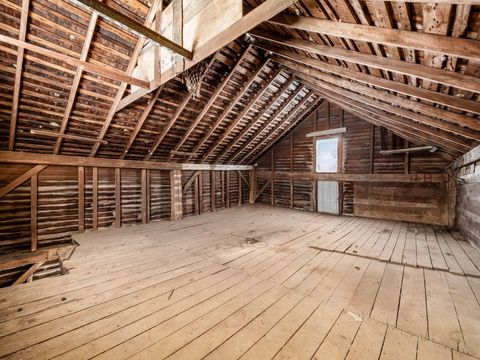 Tiny photo for 7106 Columbus Road, Mount Vernon, OH 43050 (MLS # 226022963)