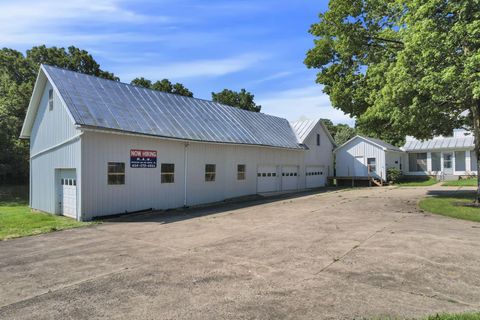 Tiny photo for 7106 Columbus Road, Mount Vernon, OH 43050 (MLS # 226022963)