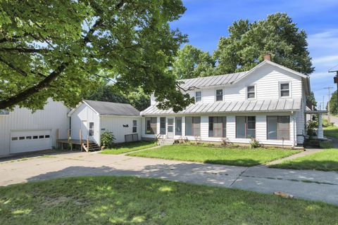 Photo of 7106 Columbus Road, Mount Vernon, OH 43050 (MLS # 226022963)