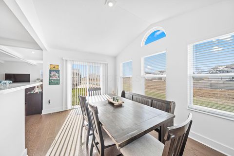 Tiny photo for 507 Walker Pointe Drive, Commercial Point, OH 43116 (MLS # 225045166)