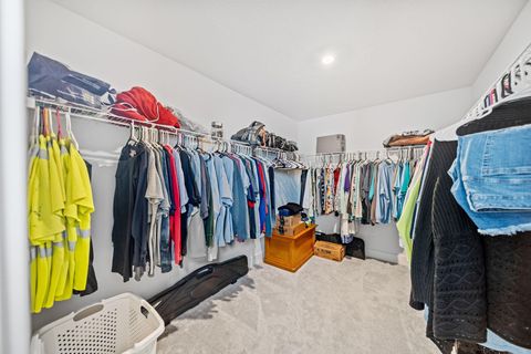 Tiny photo for 507 Walker Pointe Drive, Commercial Point, OH 43116 (MLS # 225045166)