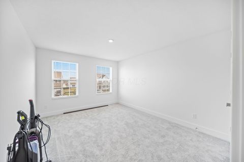 Tiny photo for 507 Walker Pointe Drive, Commercial Point, OH 43116 (MLS # 225045166)