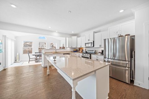 Tiny photo for 507 Walker Pointe Drive, Commercial Point, OH 43116 (MLS # 225045166)