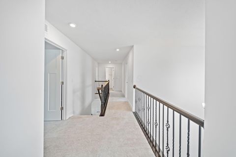 Tiny photo for 507 Walker Pointe Drive, Commercial Point, OH 43116 (MLS # 225045166)