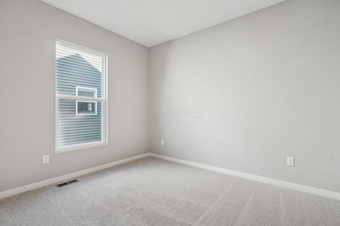 Tiny photo for 3046 Darby Downs Road, Grove City, OH 43123 (MLS # 225022185)