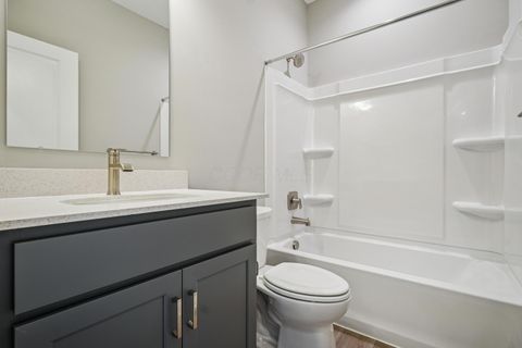 Tiny photo for 3046 Darby Downs Road, Grove City, OH 43123 (MLS # 225022185)