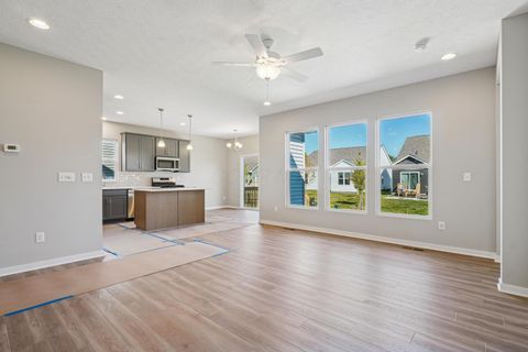 Tiny photo for 3046 Darby Downs Road, Grove City, OH 43123 (MLS # 225022185)