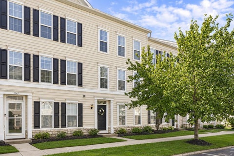 Condo For Sale - 7163 Billy Goat Drive #48<br/> New Albany, OH 43054