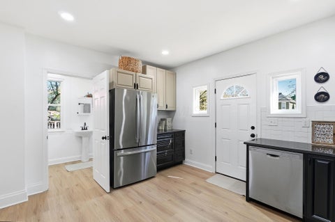 Tiny photo for 108 S Princeton Avenue, Columbus, OH 43222 (MLS # 226037176)