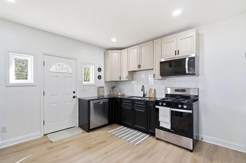 Tiny photo for 108 S Princeton Avenue, Columbus, OH 43222 (MLS # 226037176)
