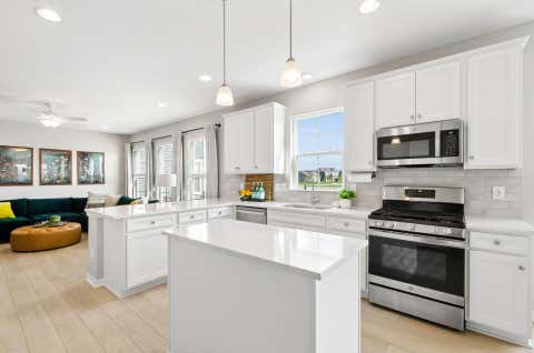 Tiny photo for 6689 Ardennes Loop N, Hilliard, OH 43026 (MLS # 226032125)