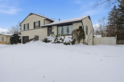 Tiny photo for 4859 Folger Drive, Columbus, OH 43227 (MLS # 226002907)