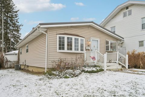 Photo of 31 S 23rd Street, Newark, OH 43055 (MLS # 226002098)