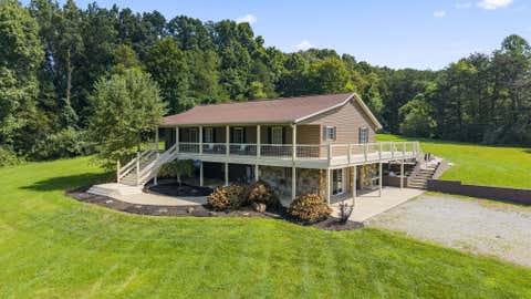 Photo of 20328 Ohio 328, New Plymouth, OH 45654 (MLS # 226032455)