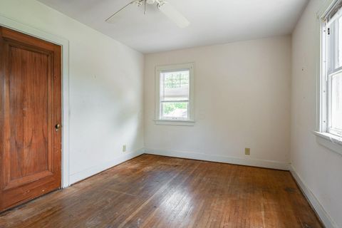 Tiny photo for 549 E North Broadway Street, Columbus, OH 43214 (MLS # 226025515)