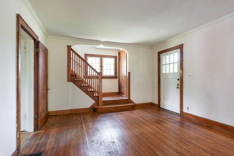 Tiny photo for 549 E North Broadway Street, Columbus, OH 43214 (MLS # 226025515)