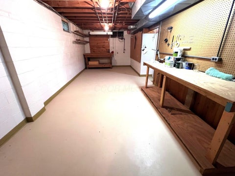 Tiny photo for 2008 Coldspring Drive, Lancaster, OH 43130 (MLS # 226019639)