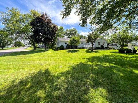 Tiny photo for 2008 Coldspring Drive, Lancaster, OH 43130 (MLS # 226019639)