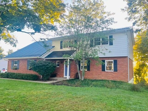 Photo of 1116 Hilltop Drive, Newark, OH 43055 (MLS # 226036824)