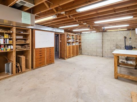 Tiny photo for 10535 Liberty Road S, Powell, OH 43065 (MLS # 225045268)