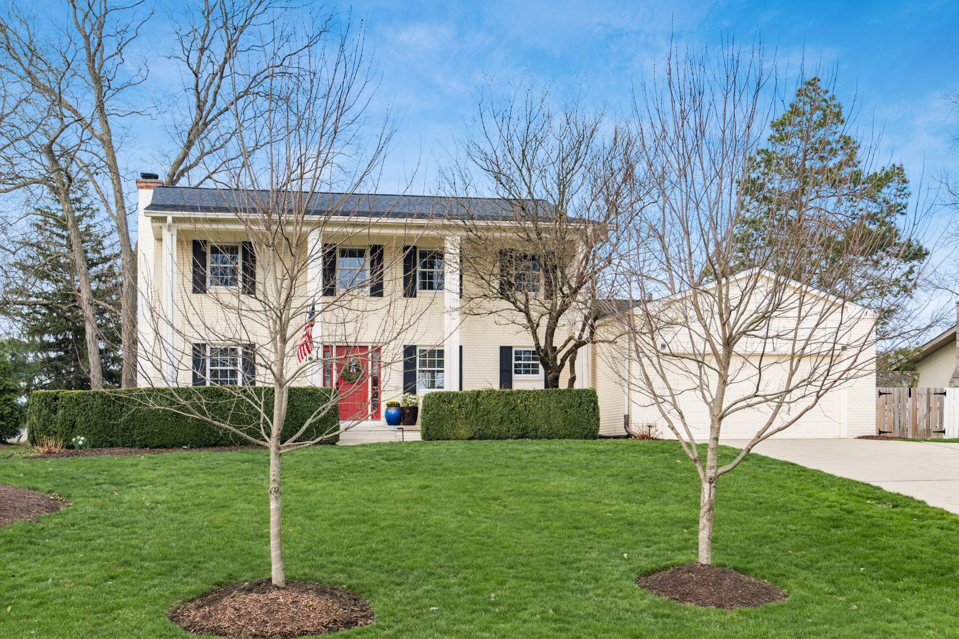 909 Clubview Boulevard N