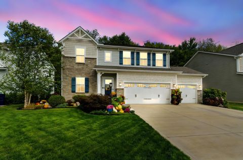 Photo of 336 Mcnamara Loop, Lewis Center, OH 43035 (MLS # 225038322)