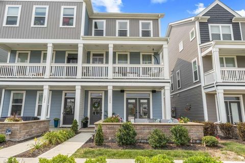 1202 N Grant Avenue, Columbus, OH 43201 - #: 225009331