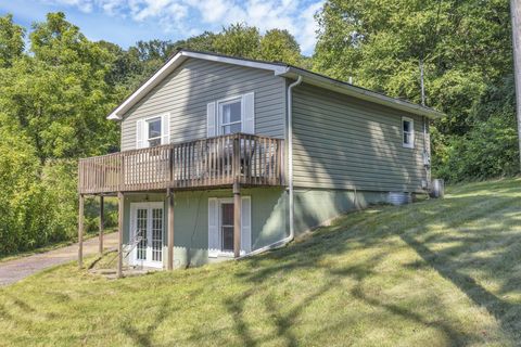 Homes For Sale - 3158 Eckert Road<br/> Lancaster, OH 43130