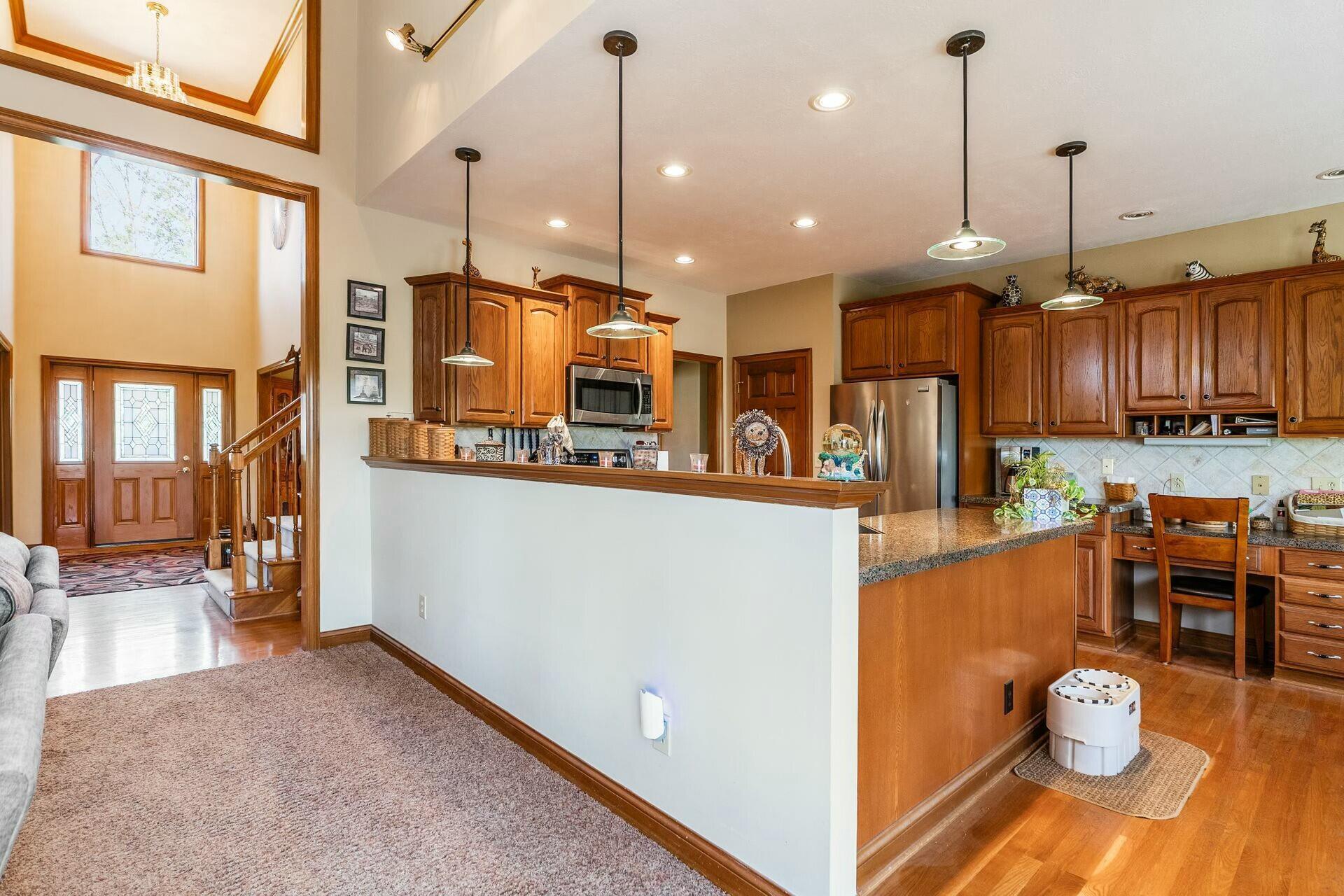 449 Lily Pond Court, Columbus, Ohio image 15
