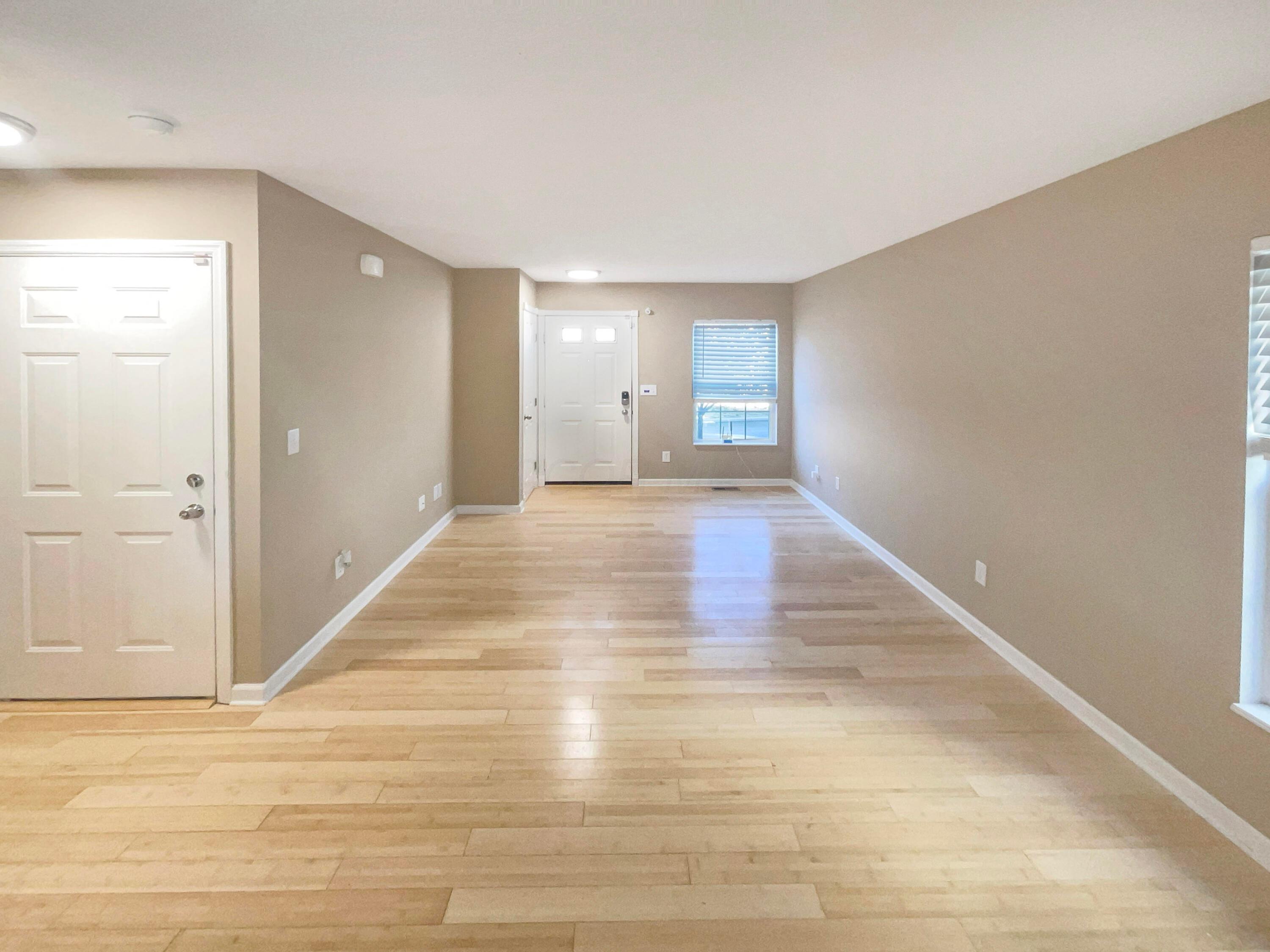 6481 Walnut Fork Drive, Westerville, Ohio image 3