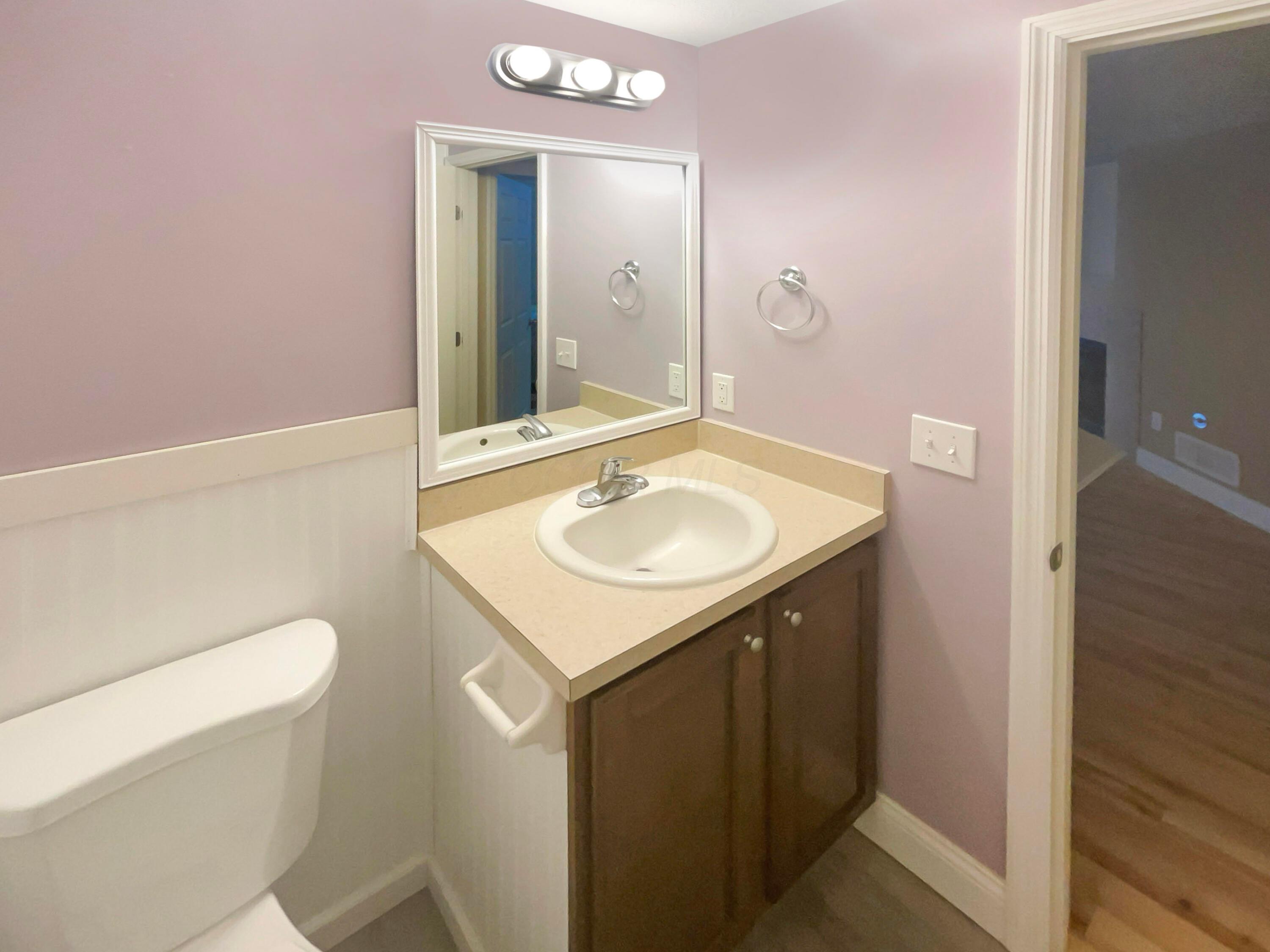 6481 Walnut Fork Drive, Westerville, Ohio image 18