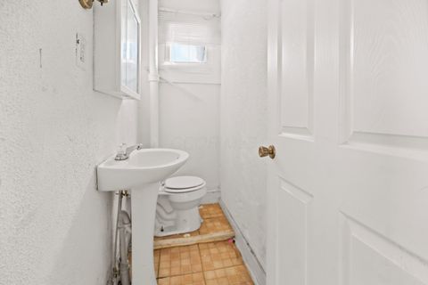 Tiny photo for 146 E 1st Street, Mansfield, OH 44902 (MLS # 226003004)