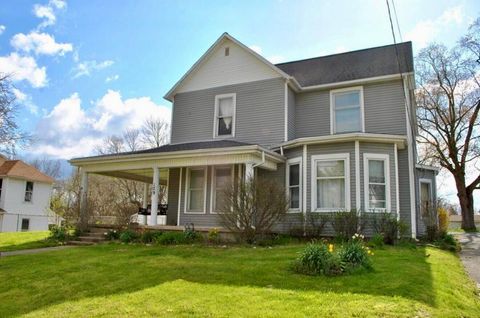 Homes For Sale - 129 W Columbus Street<br/> Madison County, Mount Sterling, OH 43143