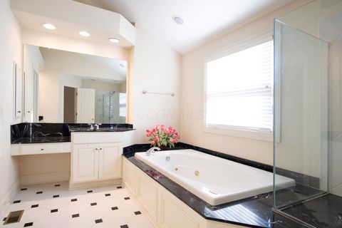 Tiny photo for 5150 Port Haven Court, Galena, OH 43021 (MLS # 225045195)