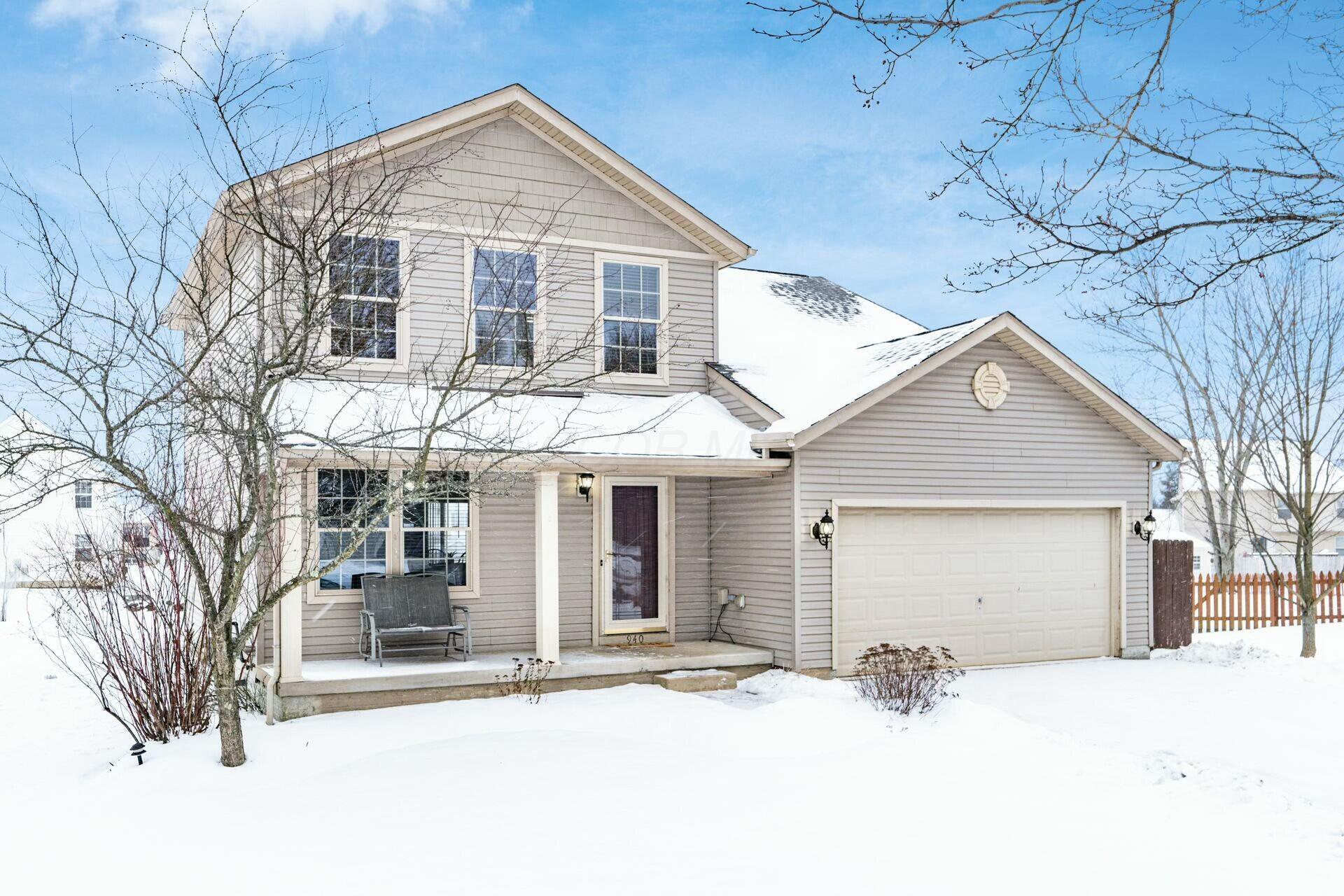 940 Keltonhurst Court, Pataskala, Ohio image 3