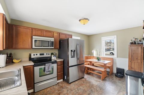 Tiny photo for 1403 E Chestnut Street, Lancaster, OH 43130 (MLS # 226007727)