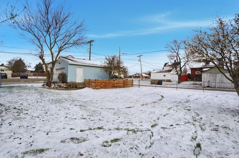 Tiny photo for 1403 E Chestnut Street, Lancaster, OH 43130 (MLS # 226007727)