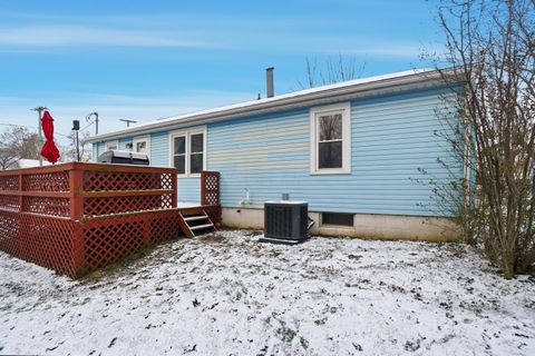 Tiny photo for 1403 E Chestnut Street, Lancaster, OH 43130 (MLS # 226007727)