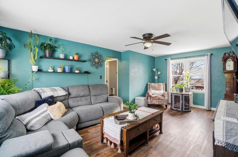 Tiny photo for 1403 E Chestnut Street, Lancaster, OH 43130 (MLS # 226007727)