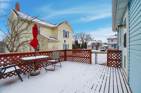 Tiny photo for 1403 E Chestnut Street, Lancaster, OH 43130 (MLS # 226007727)