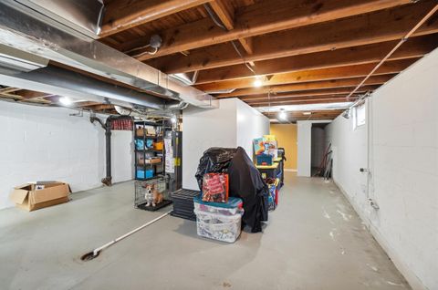 Tiny photo for 1403 E Chestnut Street, Lancaster, OH 43130 (MLS # 226007727)