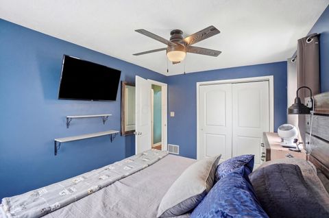 Tiny photo for 1403 E Chestnut Street, Lancaster, OH 43130 (MLS # 226007727)