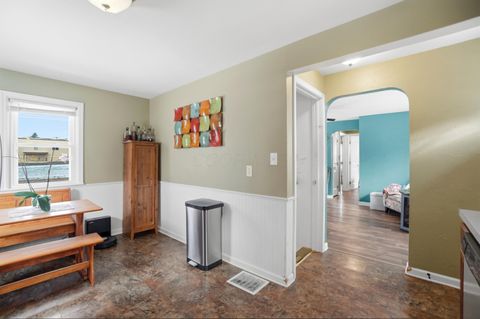 Tiny photo for 1403 E Chestnut Street, Lancaster, OH 43130 (MLS # 226007727)