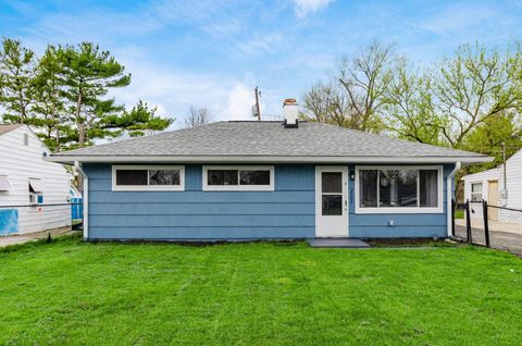 Photo of 3585 Ontario Street, Columbus, OH 43224 (MLS # 226011601)