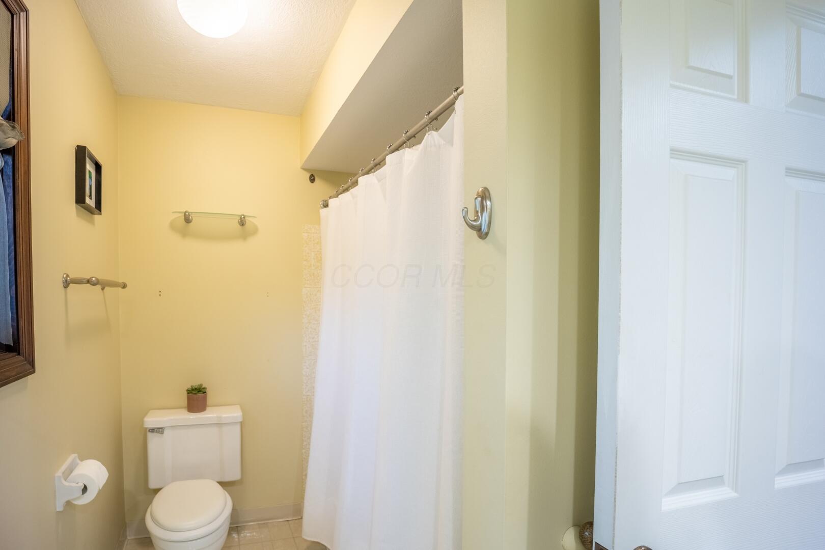 6376 Johnanne Street, Columbus, Ohio image 24