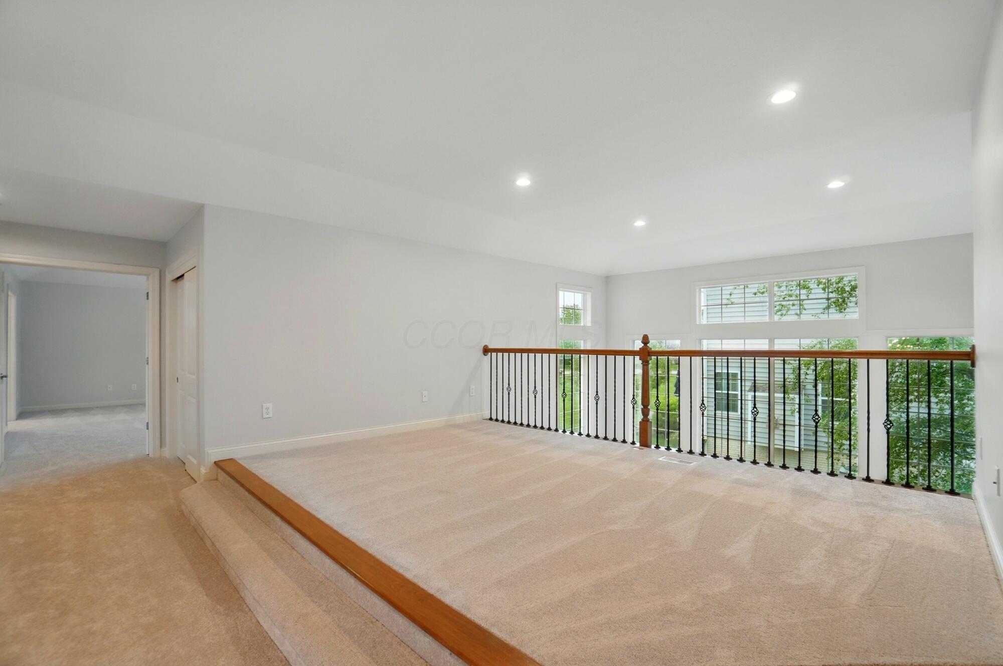 273 Blue Jacket Circle, Pickerington, Ohio image 32