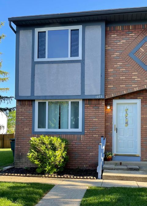 Condo For Sale - 1953 Slaton Court<br/> Franklin County, Columbus, OH 43235