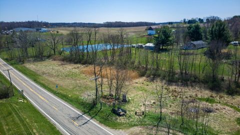 181 E Liberty Street Martinsburg OH 43037