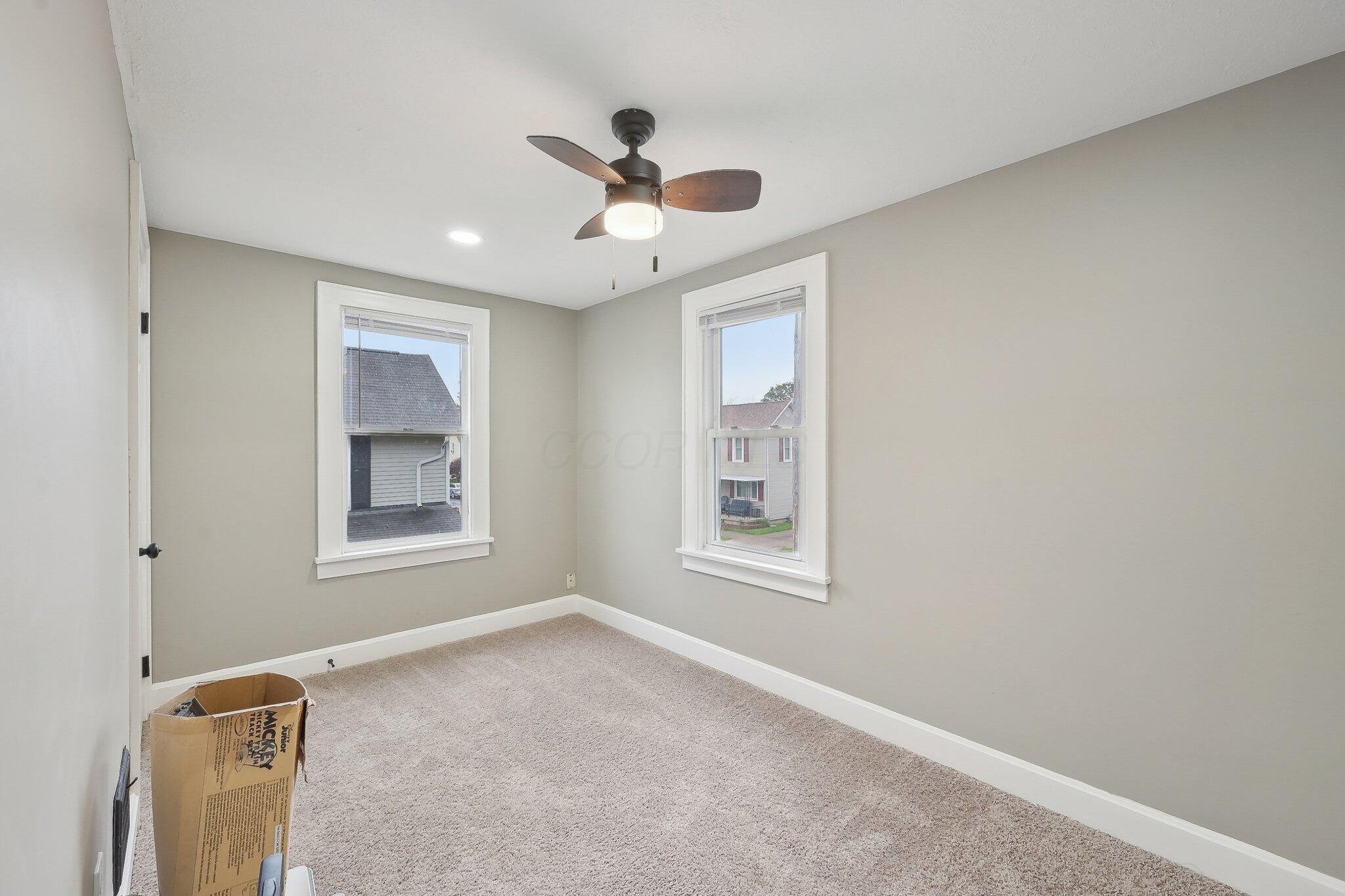 726 Garfield Avenue, Lancaster, Ohio image 38