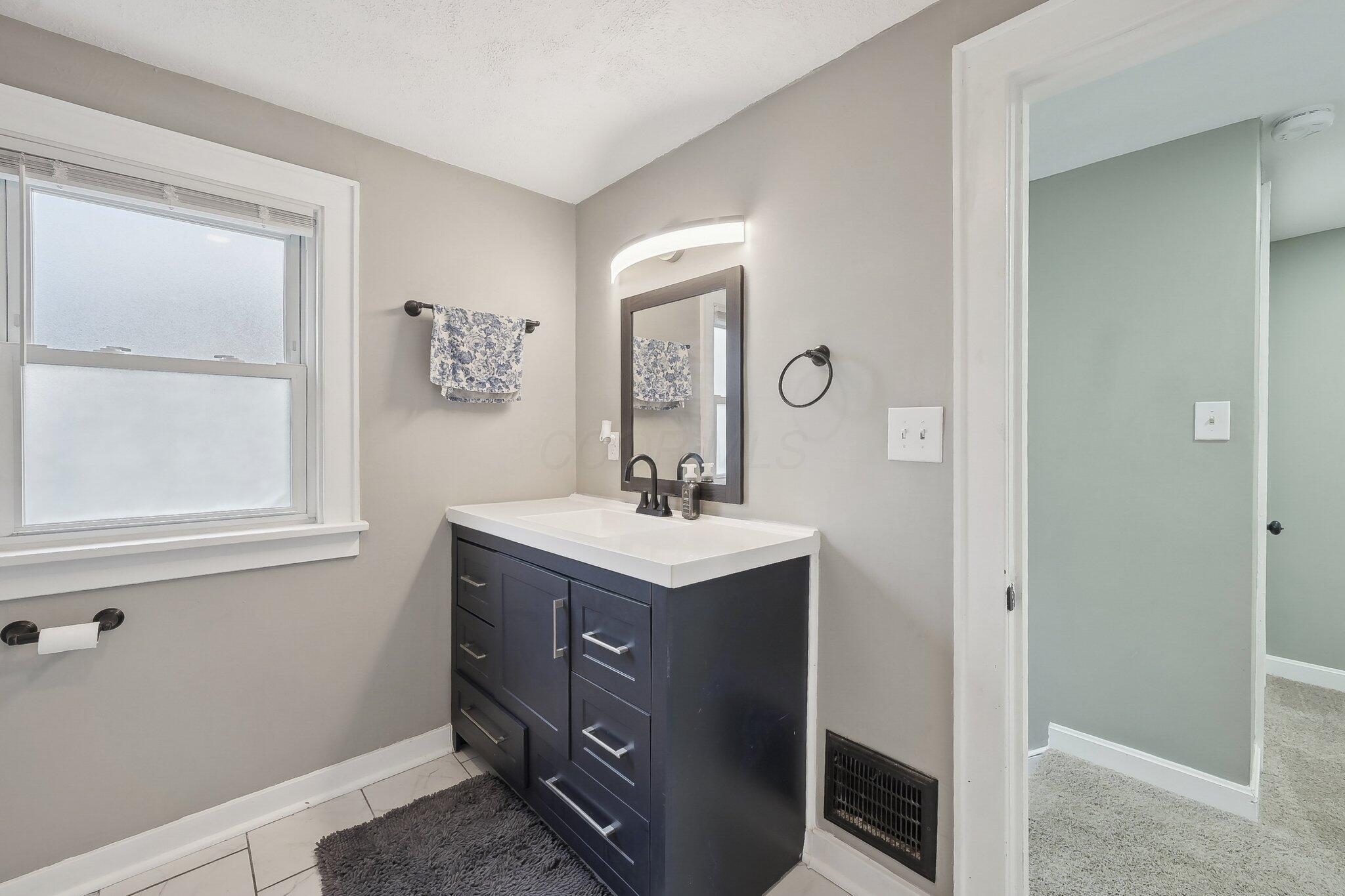 726 Garfield Avenue, Lancaster, Ohio image 41